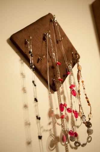 Jewelry hanger Jewelry hanger