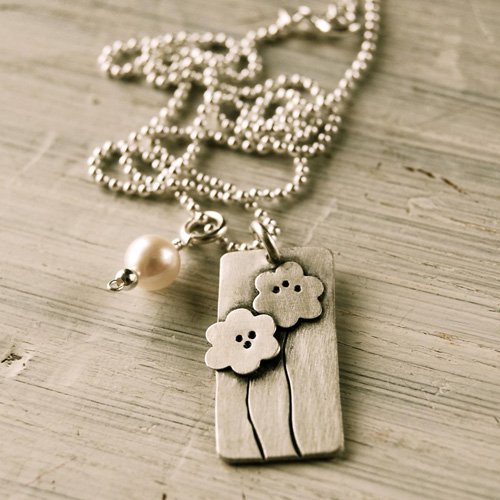 Lisa Leonard necklace